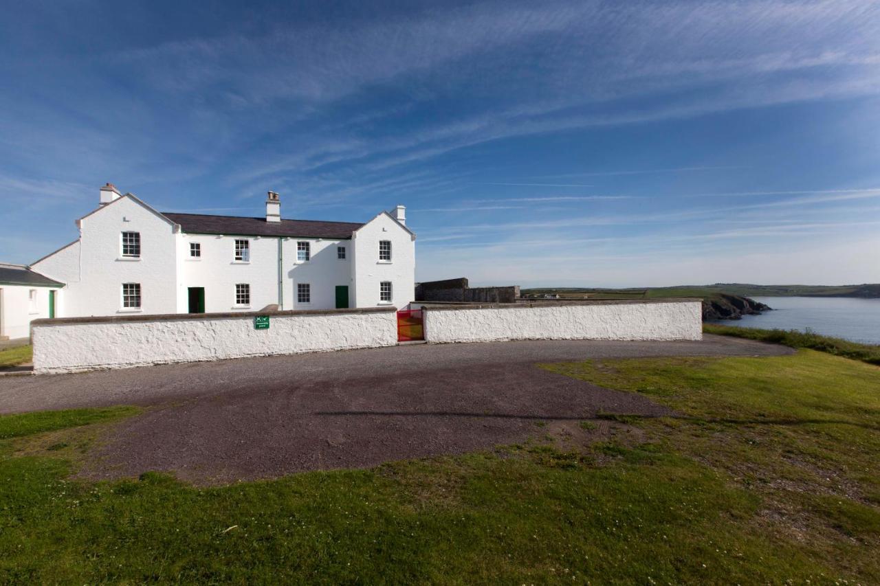 Galley Head Lightkeeper'S Houses Donoure Dış mekan fotoğraf