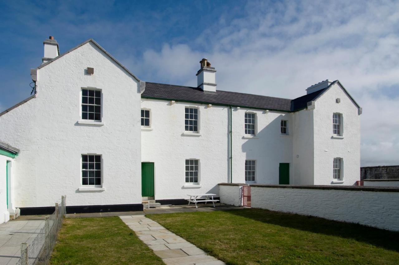 Galley Head Lightkeeper'S Houses Donoure Dış mekan fotoğraf